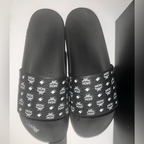 MCM Slides Mens size 11 - Picture 1 of 4